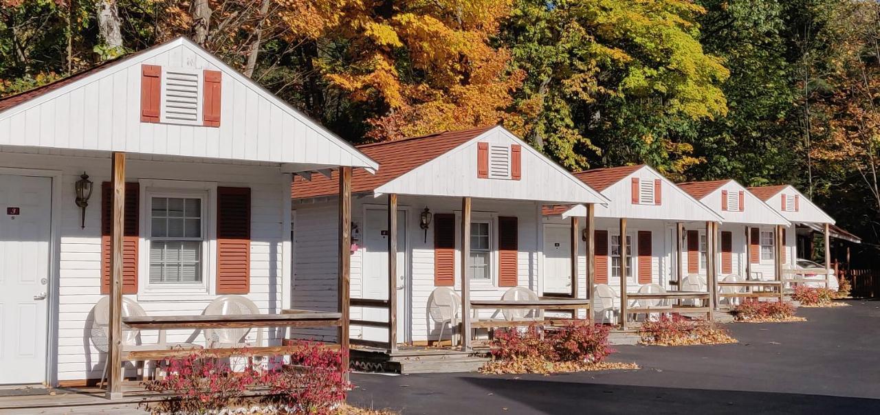 Seven Dwarfs Cabins - White Cabin Lake George Exterior photo